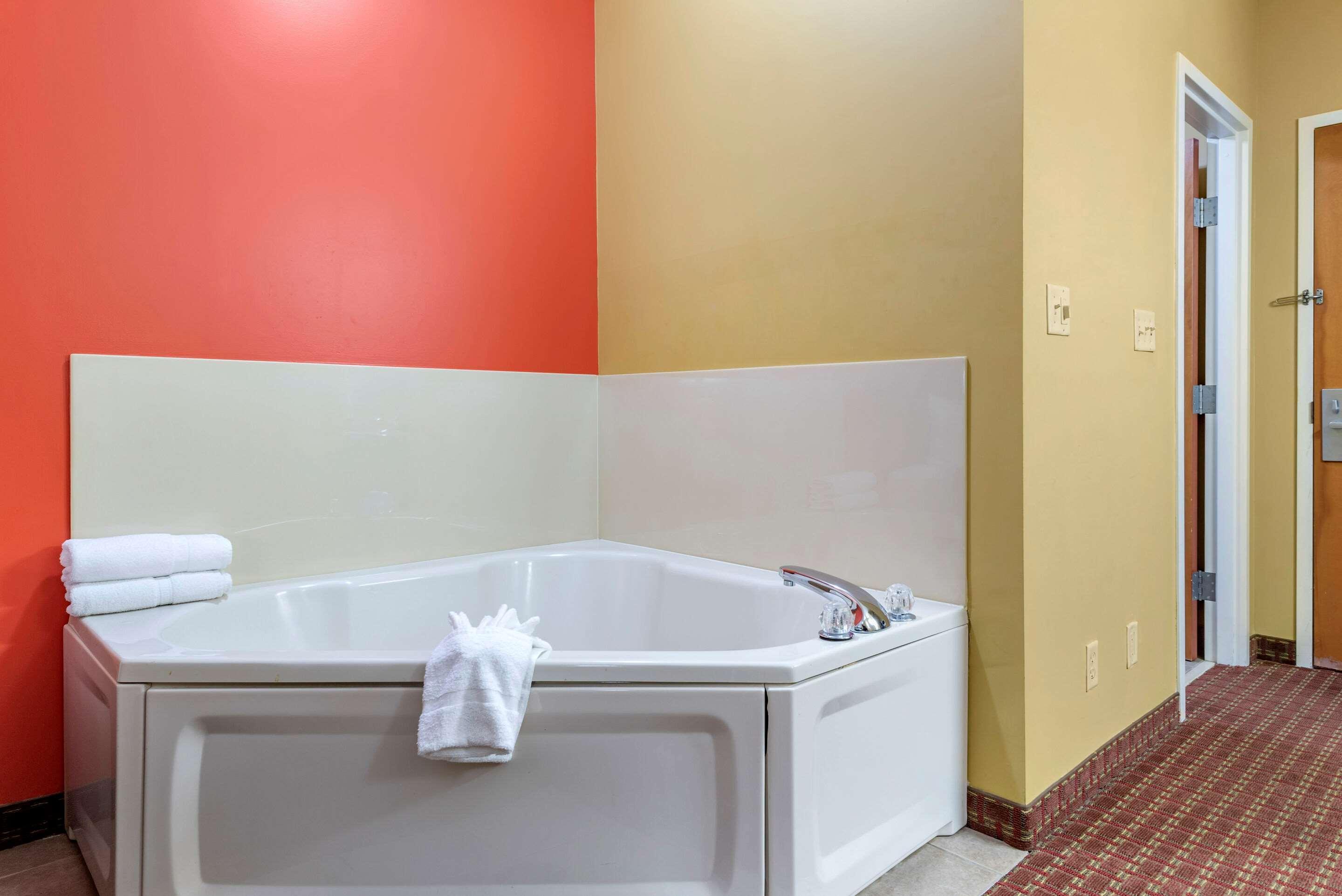 Econo Lodge Airport Louisville Exterior foto