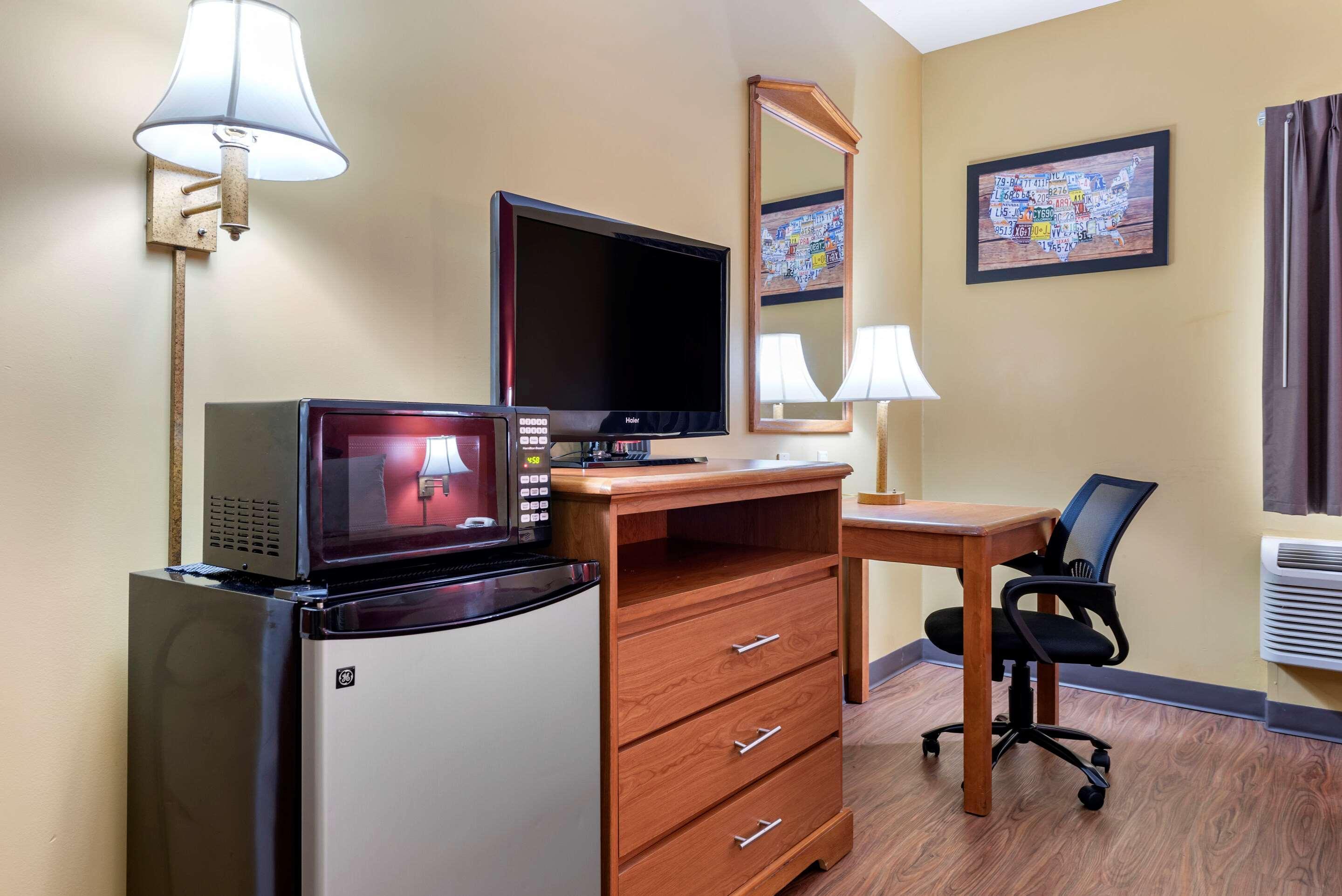Econo Lodge Airport Louisville Exterior foto