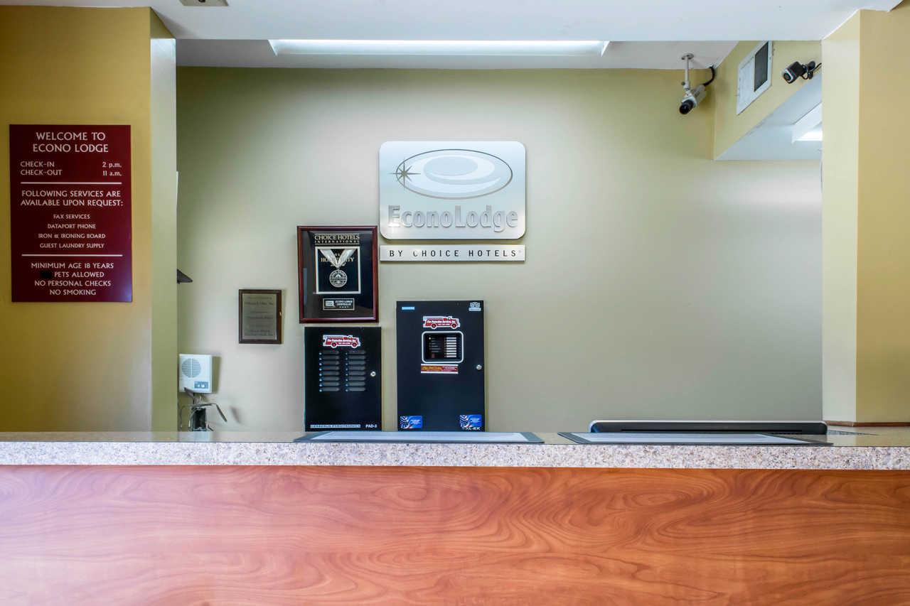 Econo Lodge Airport Louisville Exterior foto